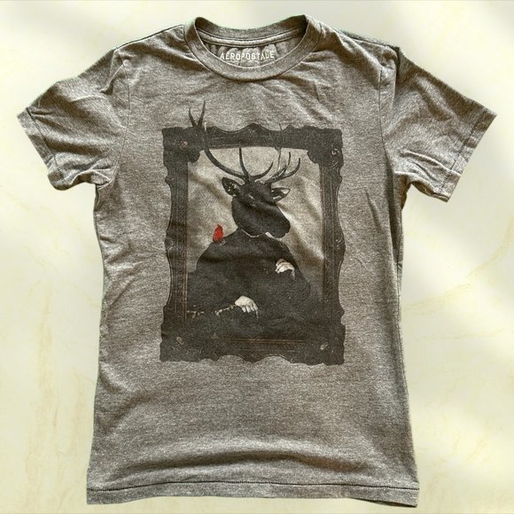 Aéropostale Gray Tee with Framed Deer Art (Size XS) - Picture 1 of 4